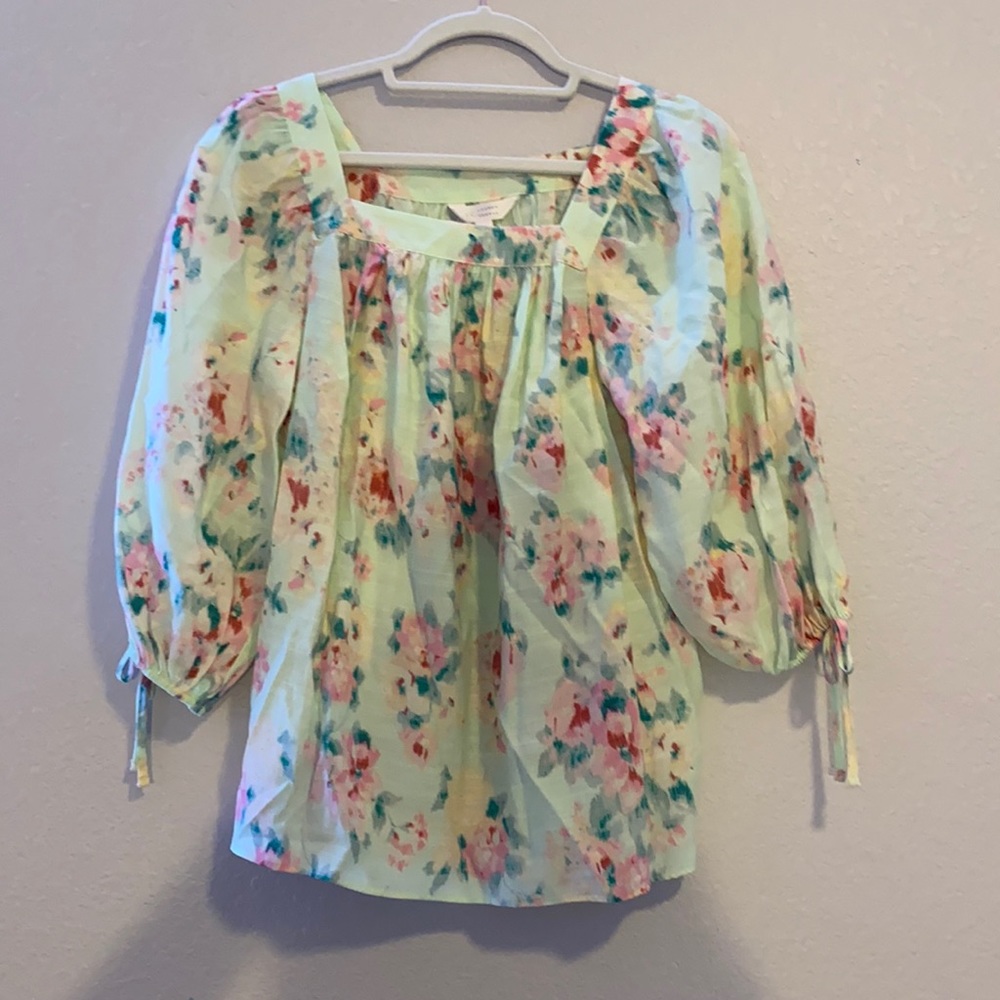 floral blouse